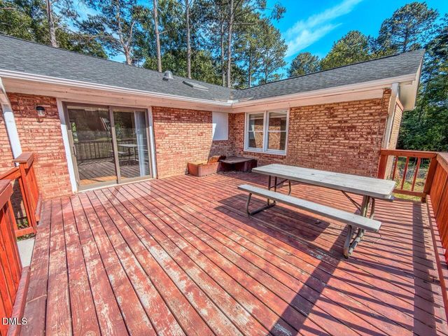 933 Greenwood Circle, Cary, NC 27511