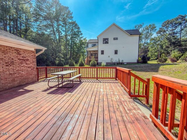 933 Greenwood Circle, Cary, NC 27511