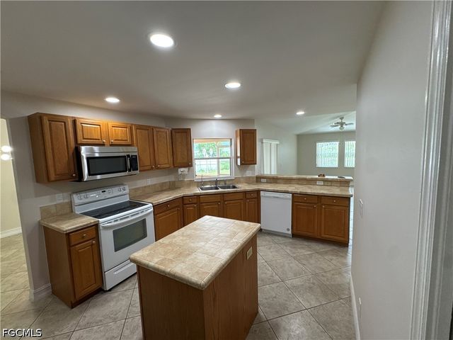 4914 7th ST W, Lehigh Acres, FL 33971