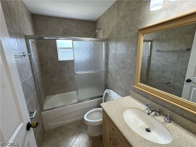 4914 7th ST W, Lehigh Acres, FL 33971