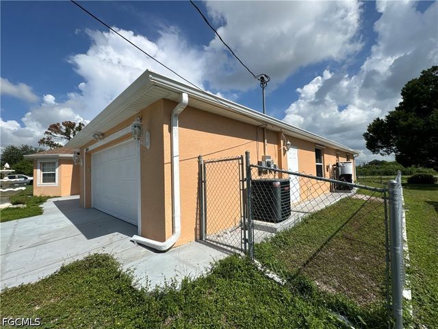 4914 7th ST W, Lehigh Acres, FL 33971