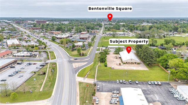 1601 SW A Street, Bentonville, AR 72712