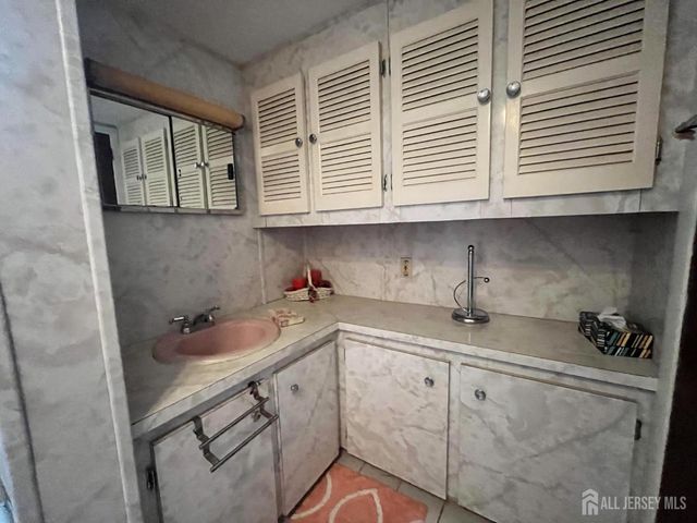 166 Pulaski Avenue, Sayreville, NJ 08872