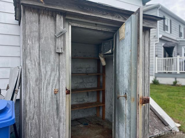 166 Pulaski Avenue, Sayreville, NJ 08872