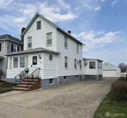 166 Pulaski Avenue, Sayreville, NJ 08872