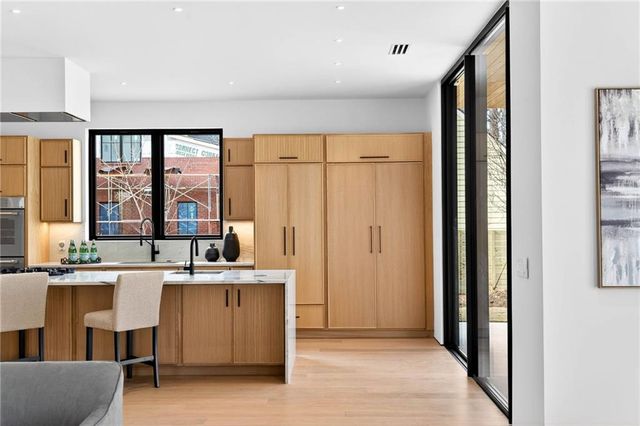 195 Pebble Trail, Alpharetta, GA 30009