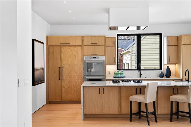 195 Pebble Trail, Alpharetta, GA 30009