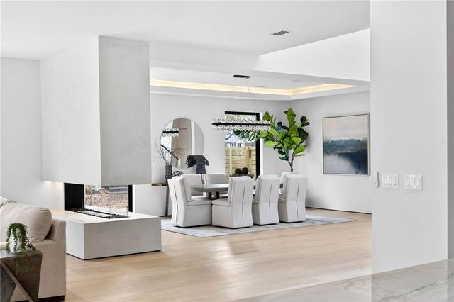 195 Pebble Trail, Alpharetta, GA 30009