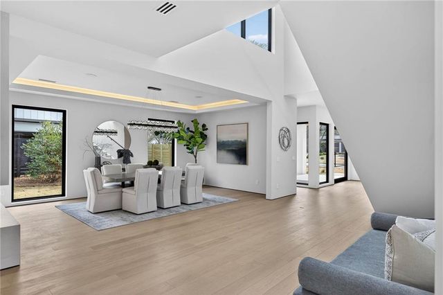 195 Pebble Trail, Alpharetta, GA 30009