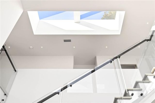 195 Pebble Trail, Alpharetta, GA 30009