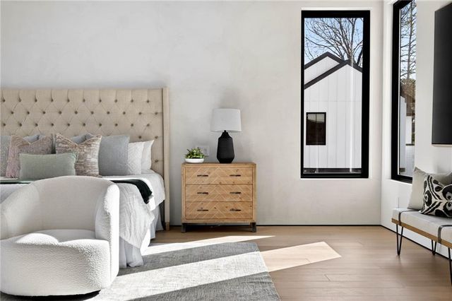 195 Pebble Trail, Alpharetta, GA 30009