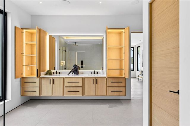 195 Pebble Trail, Alpharetta, GA 30009