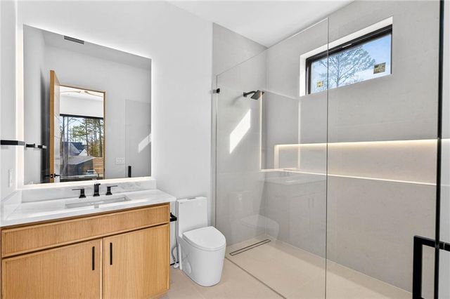 195 Pebble Trail, Alpharetta, GA 30009