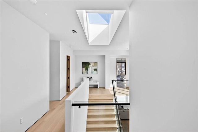 195 Pebble Trail, Alpharetta, GA 30009