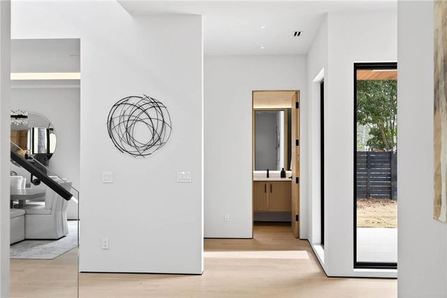 195 Pebble Trail, Alpharetta, GA 30009