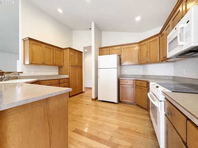 17186 S PASSLEY Rd, Brookings, OR 97415