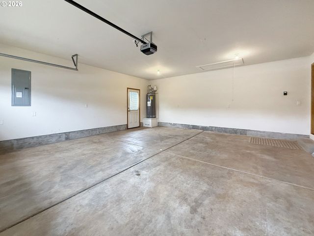 17186 S PASSLEY Rd, Brookings, OR 97415