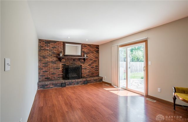 185 Katy Lane, Englewood, OH 45322