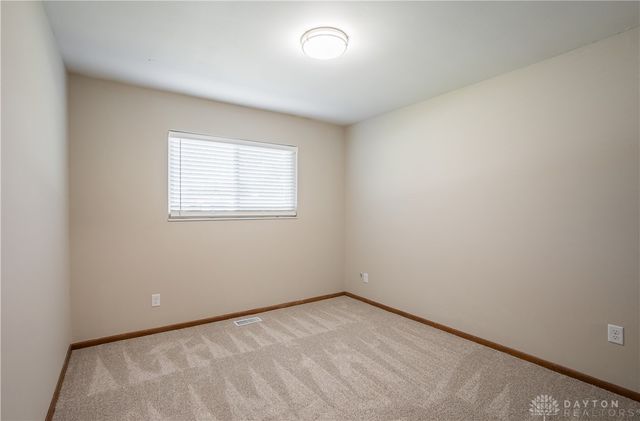 185 Katy Lane, Englewood, OH 45322