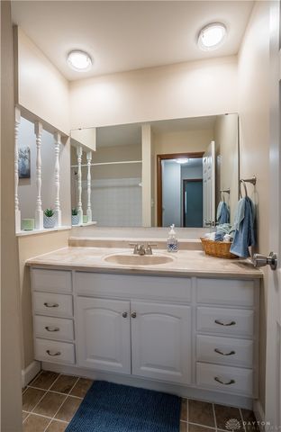 185 Katy Lane, Englewood, OH 45322
