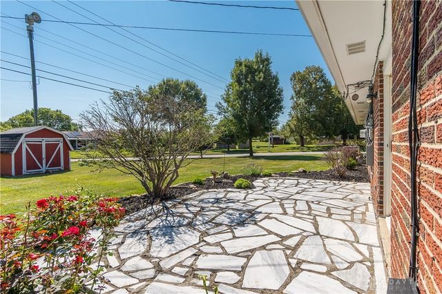 185 Katy Lane, Englewood, OH 45322