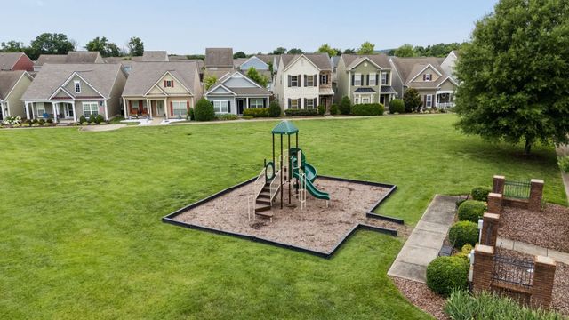 1027 Avery Park Dr, Smyrna, TN 37167