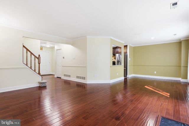 44 GAYLORD CT, Newtown, PA 18940