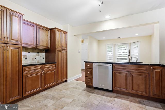44 GAYLORD CT, Newtown, PA 18940