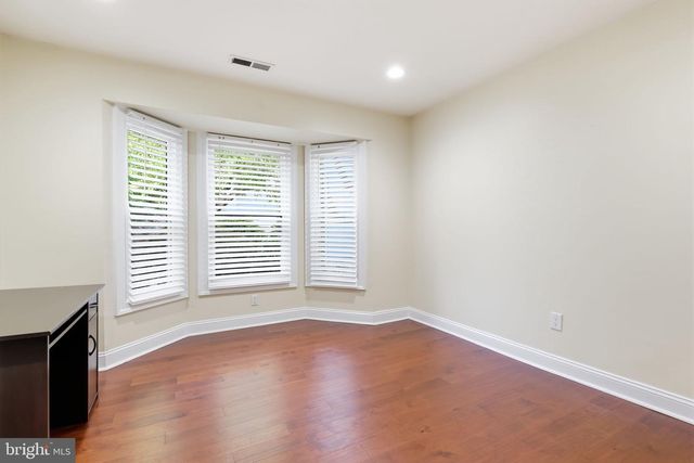44 GAYLORD CT, Newtown, PA 18940