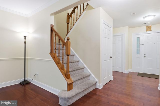 44 GAYLORD CT, Newtown, PA 18940