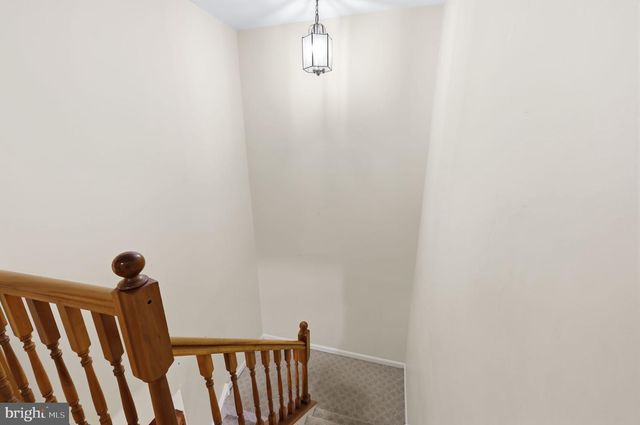 44 GAYLORD CT, Newtown, PA 18940