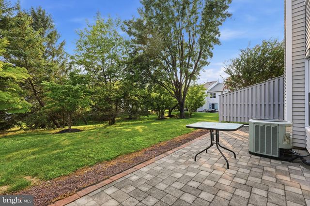 44 GAYLORD CT, Newtown, PA 18940