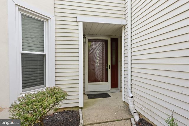 44 GAYLORD CT, Newtown, PA 18940