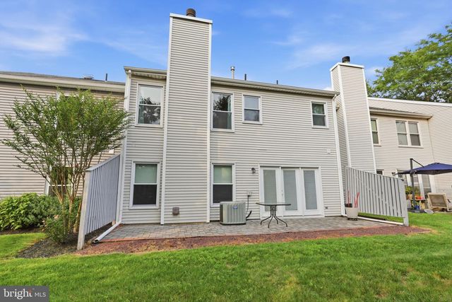 44 GAYLORD CT, Newtown, PA 18940