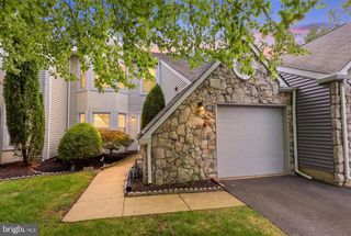 44 GAYLORD CT, Newtown, PA 18940