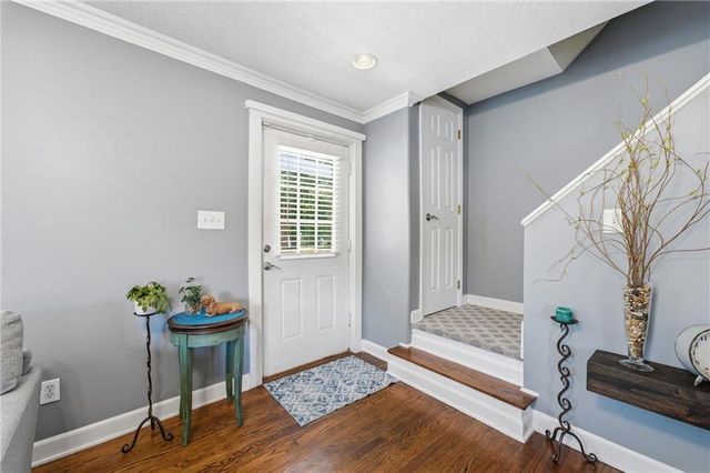 430 E 63rd Terrace, Kansas City, MO 64110