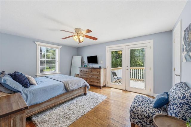 430 E 63rd Terrace, Kansas City, MO 64110