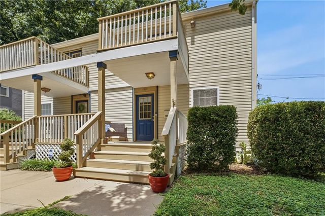 430 E 63rd Terrace, Kansas City, MO 64110