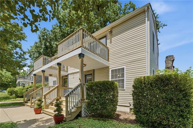430 E 63rd Terrace, Kansas City, MO 64110