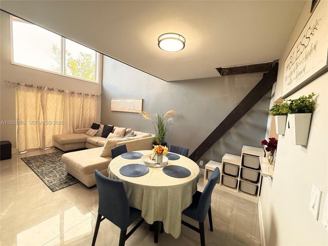 10625 NW 30th Pl 1, Sunrise, FL 33322