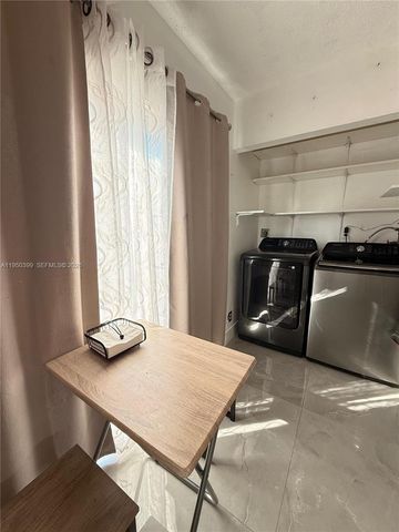 10625 NW 30th Pl 1, Sunrise, FL 33322