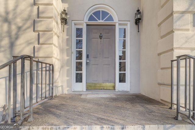 1351 Middleburg Hunt, Lawrenceville, GA 30043