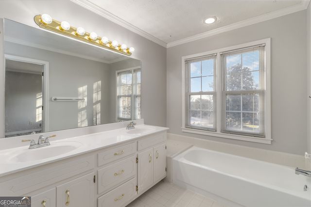 1351 Middleburg Hunt, Lawrenceville, GA 30043