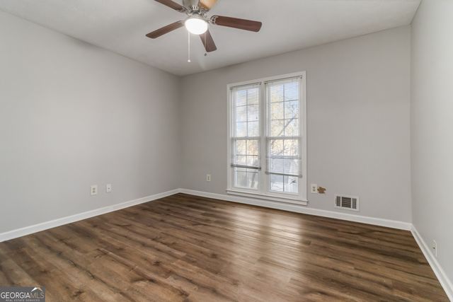 1351 Middleburg Hunt, Lawrenceville, GA 30043