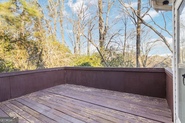 1351 Middleburg Hunt, Lawrenceville, GA 30043