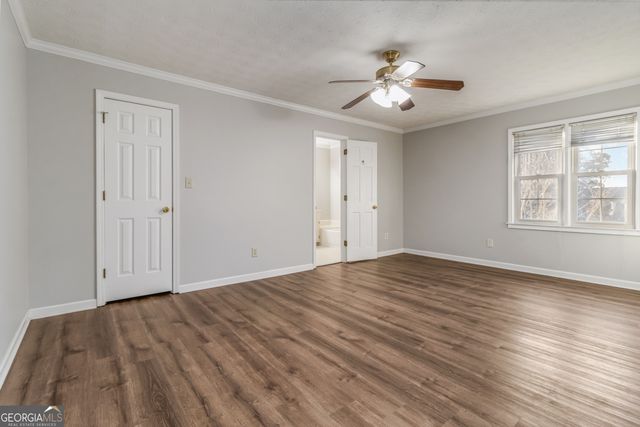 1351 Middleburg Hunt, Lawrenceville, GA 30043