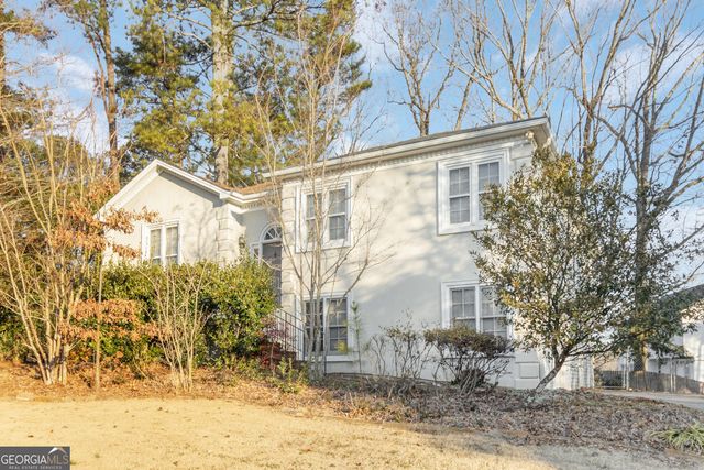 1351 Middleburg Hunt, Lawrenceville, GA 30043