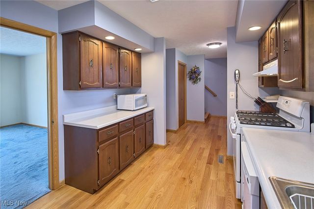 402 Highlawn Drive, Ripley, WV 25271