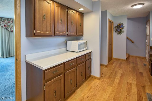 402 Highlawn Drive, Ripley, WV 25271