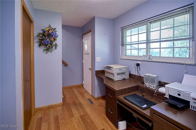 402 Highlawn Drive, Ripley, WV 25271